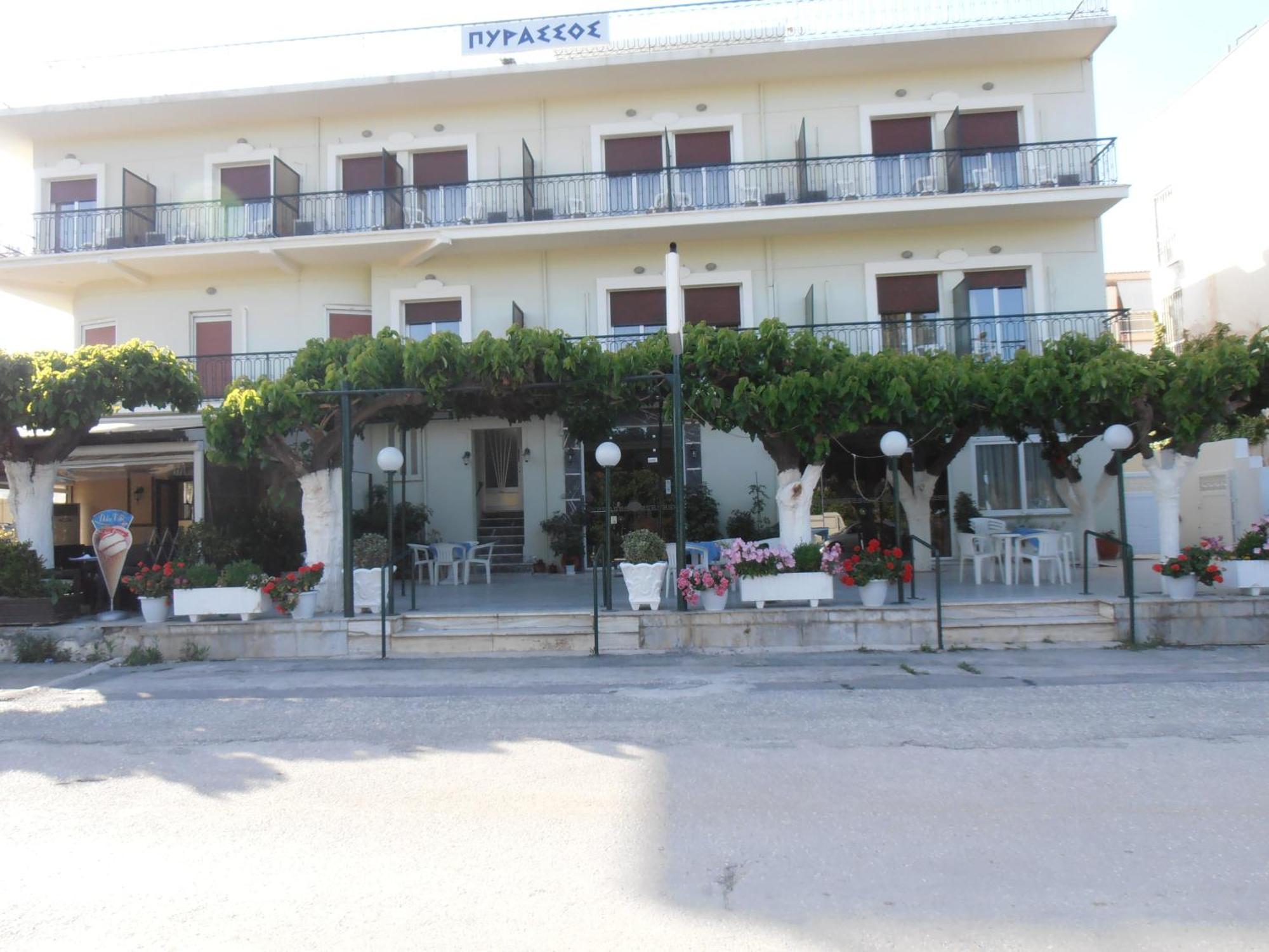 Hotel Pyrassos Néa Ankhíalos Exterior foto